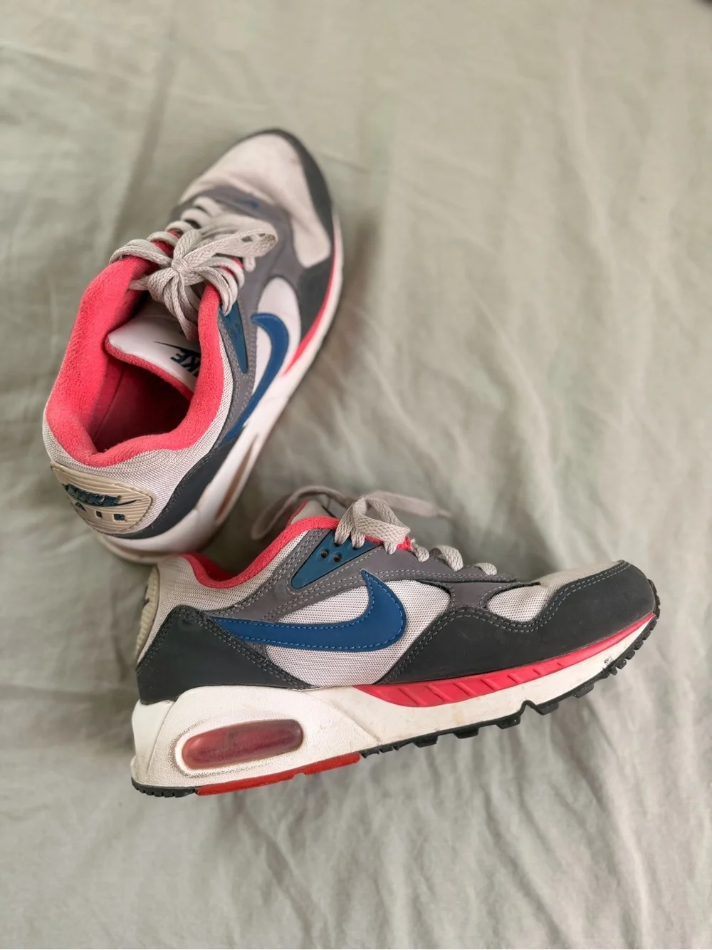 Women’s Nike shoes
